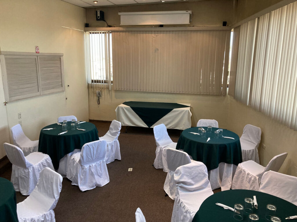 Negocios y reuniones, Hotel Flamingo Kristal, Hotel en Irapuato Guanajuato